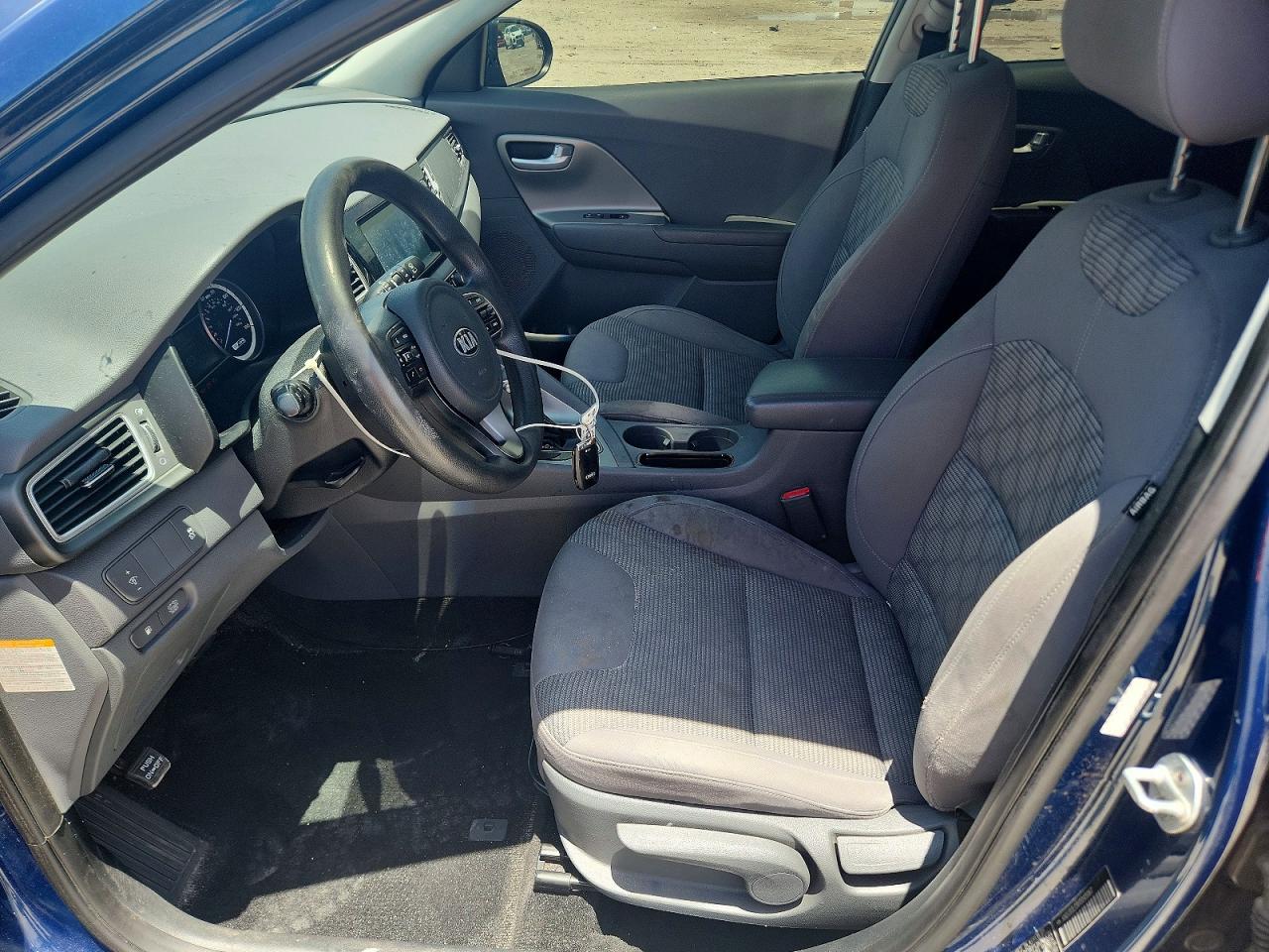 2017 KIA NIRO