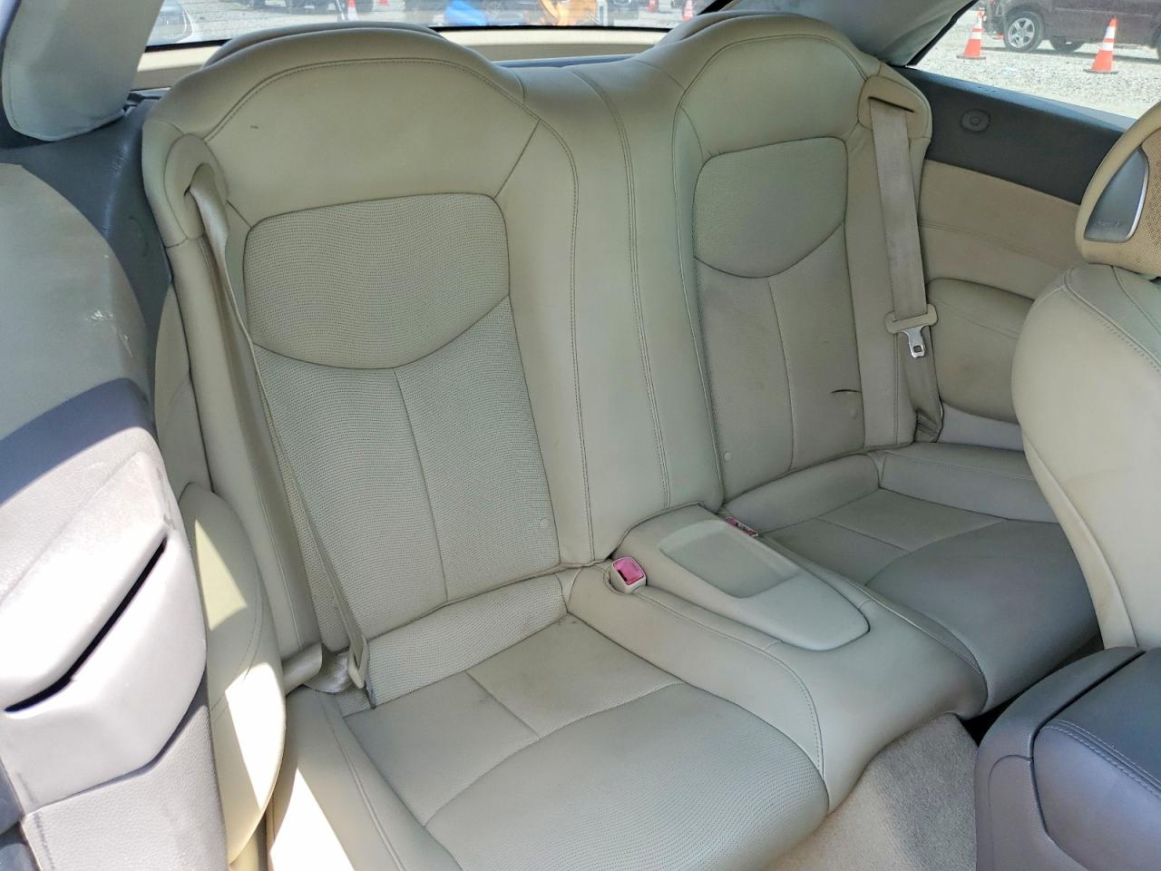 2015 INFINITI Q60 CONVER