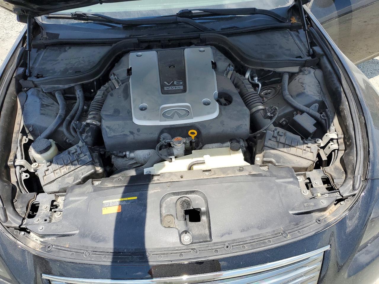 2015 INFINITI Q60 CONVER