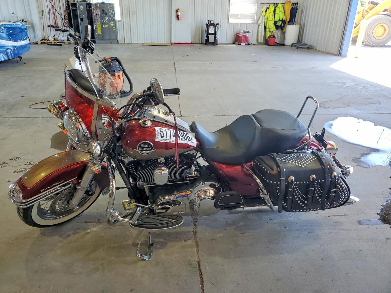 2009 HARLEY-DAVIDSON FL
