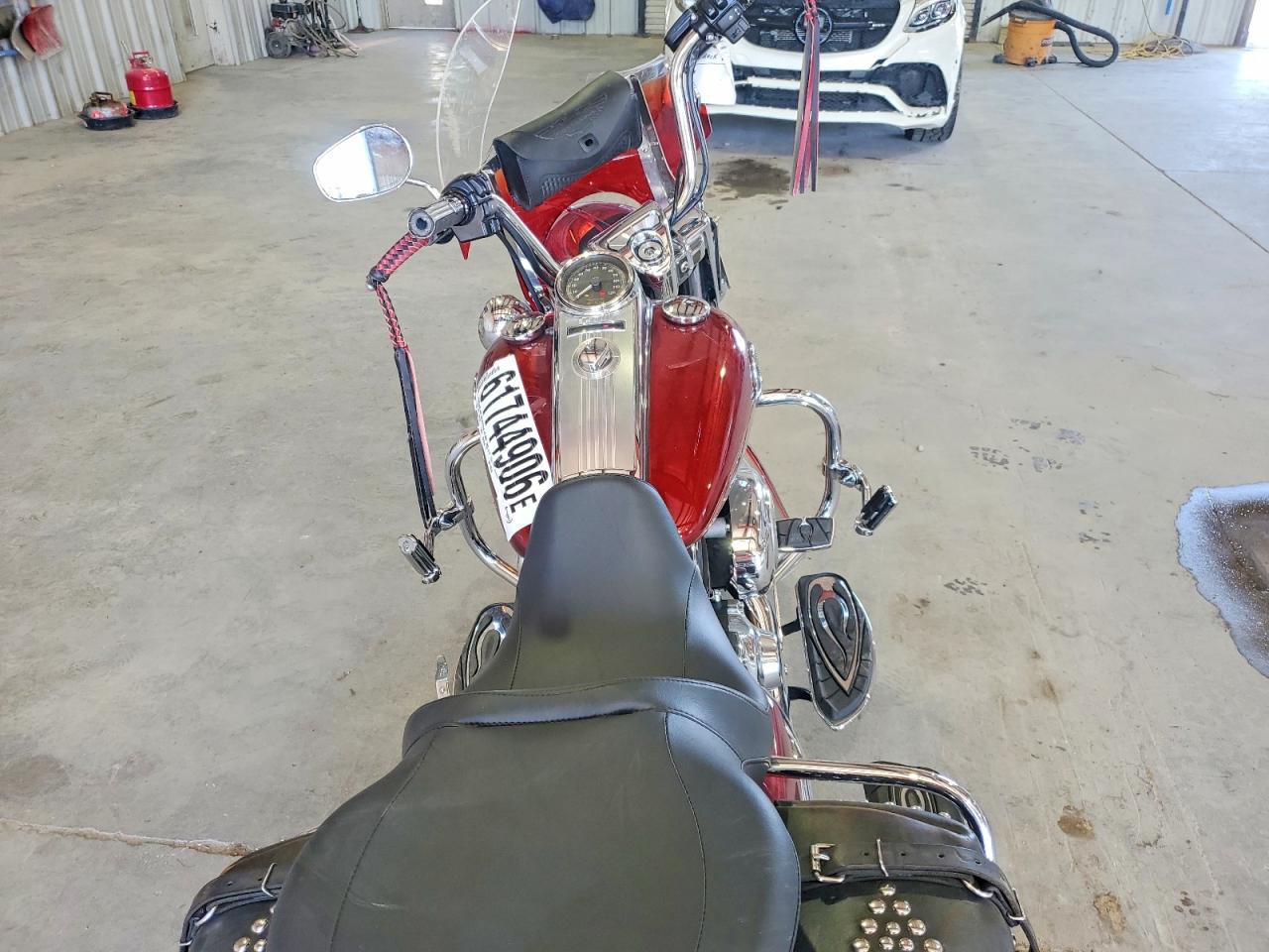 2009 HARLEY-DAVIDSON FL