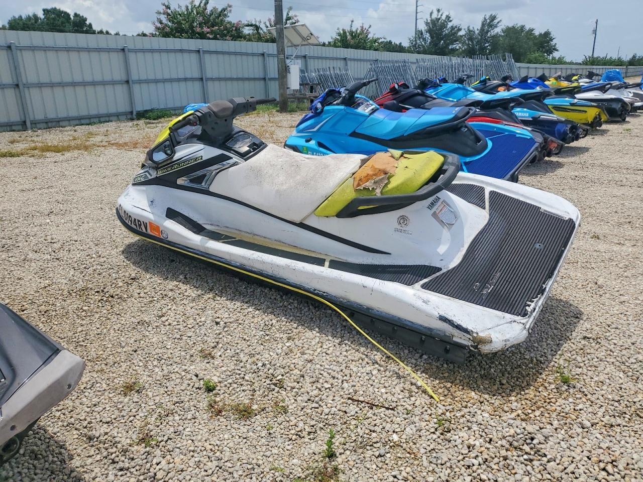 2019 YAM JETSKI