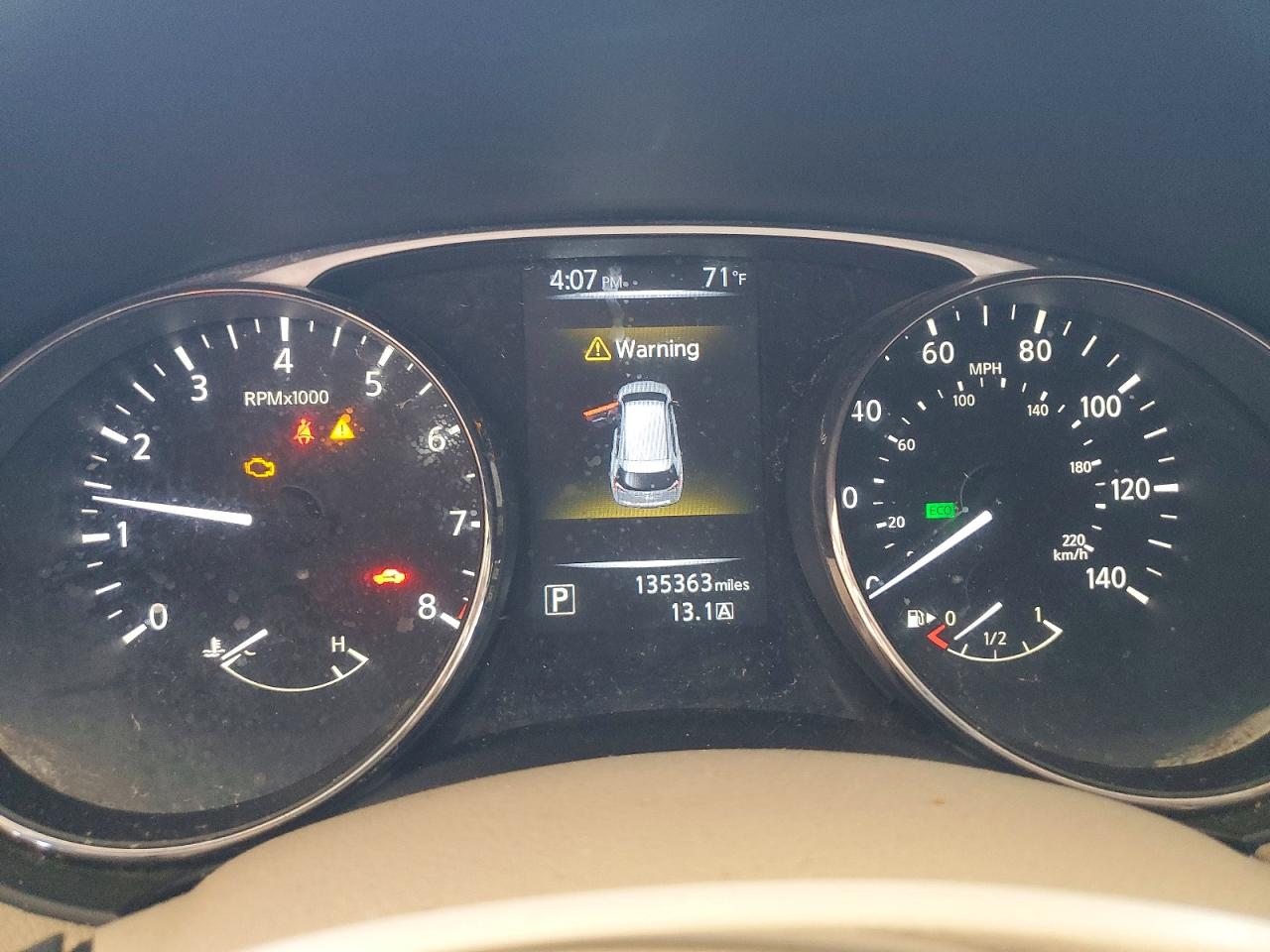 2015 NISSAN ROGUE