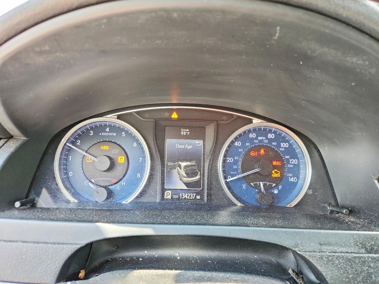 2016 TOYOTA CAMRY