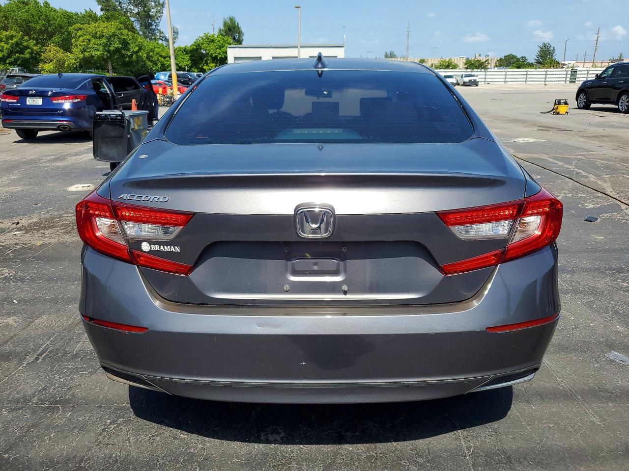2018 HONDA ACCORD