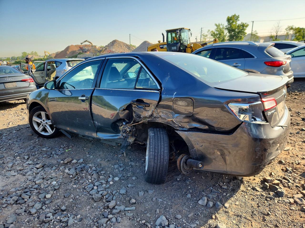 2012 TOYOTA CAMRY