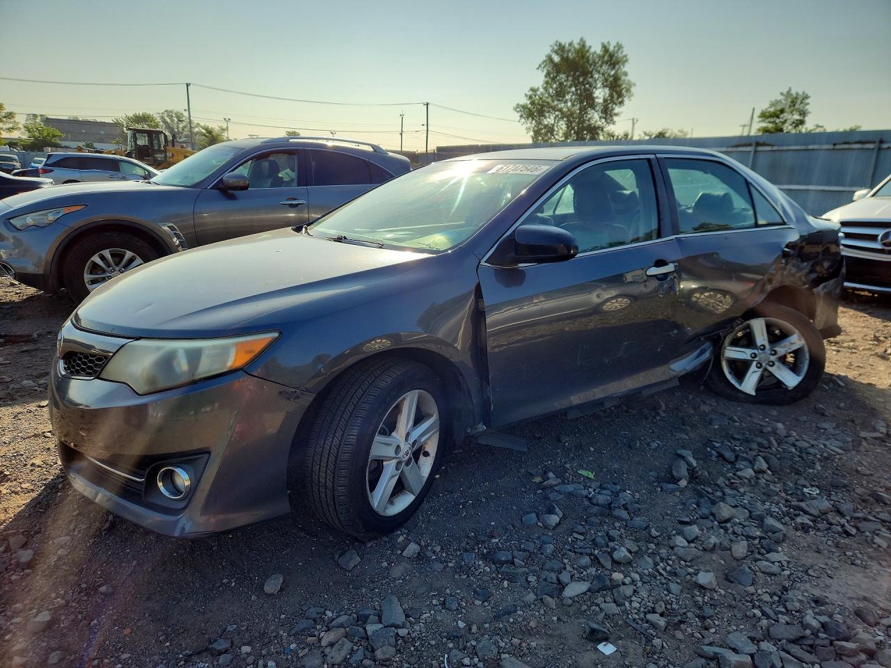 2012 TOYOTA CAMRY