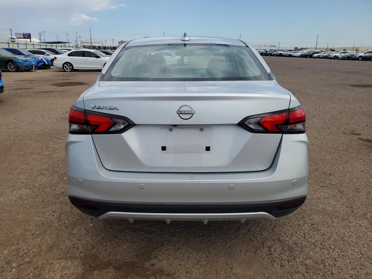 2025 NISSAN VERSA