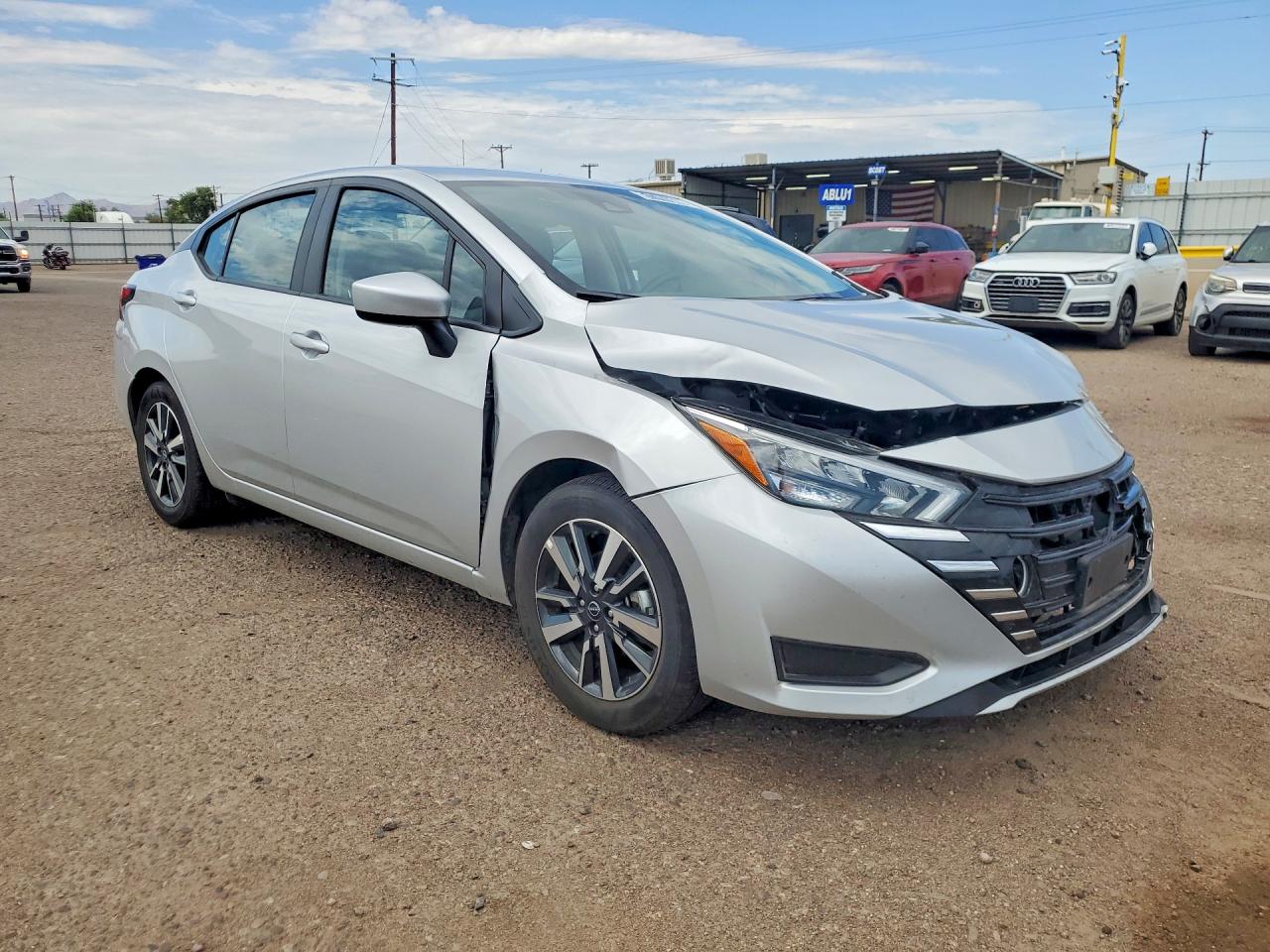 2025 NISSAN VERSA