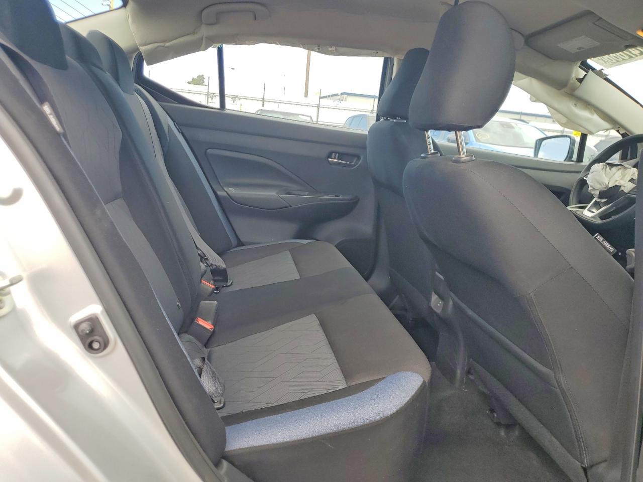 2025 NISSAN VERSA