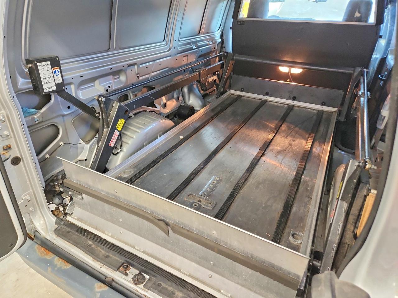 2012 FORD ECONOLINE
