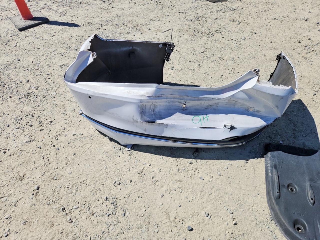 2019 LEXUS ES300