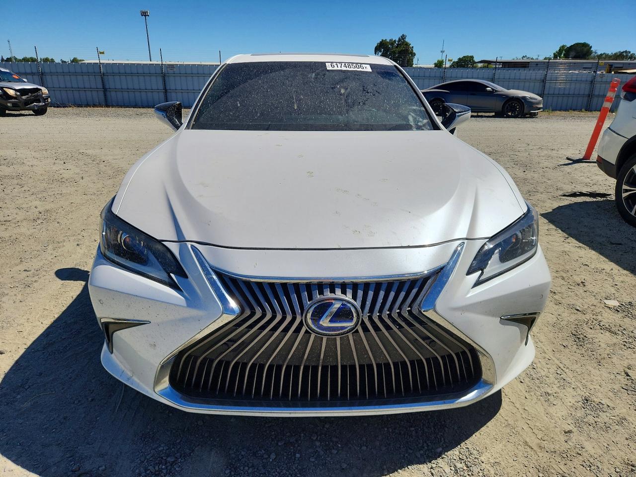 2019 LEXUS ES300