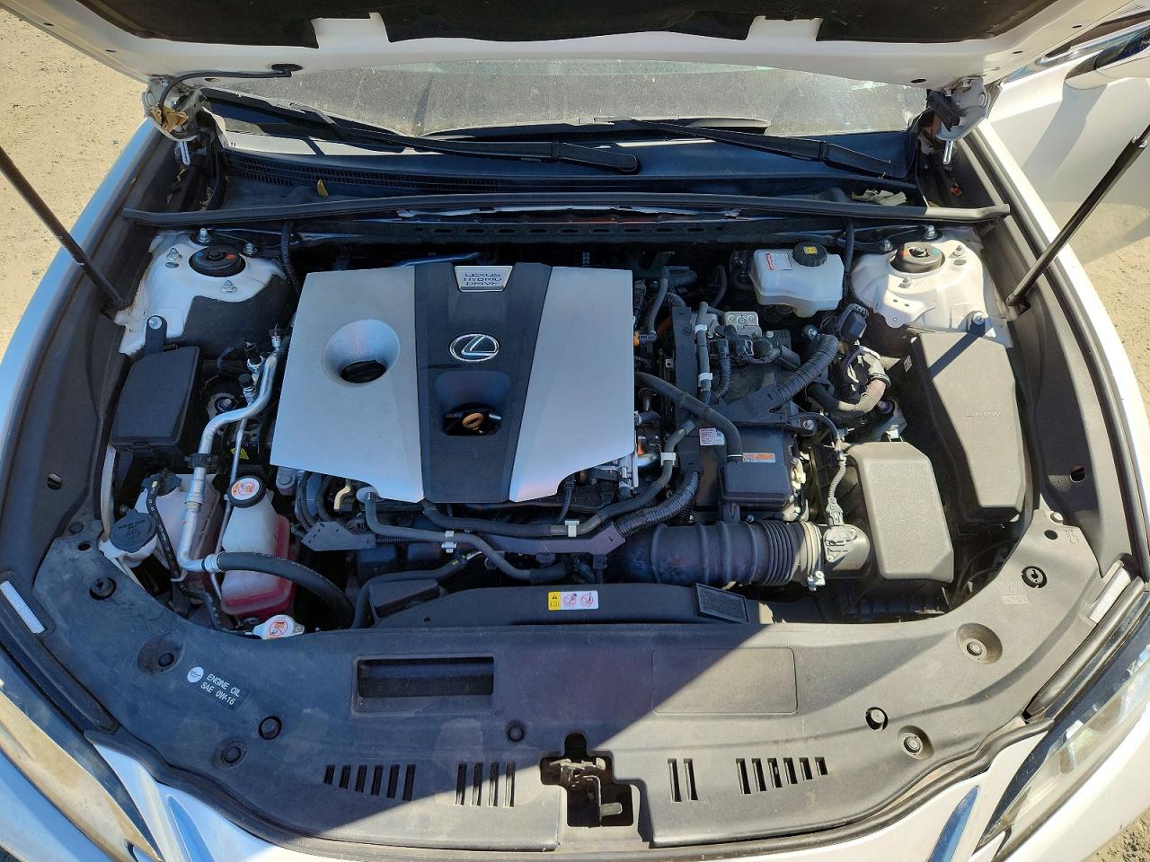 2019 LEXUS ES300