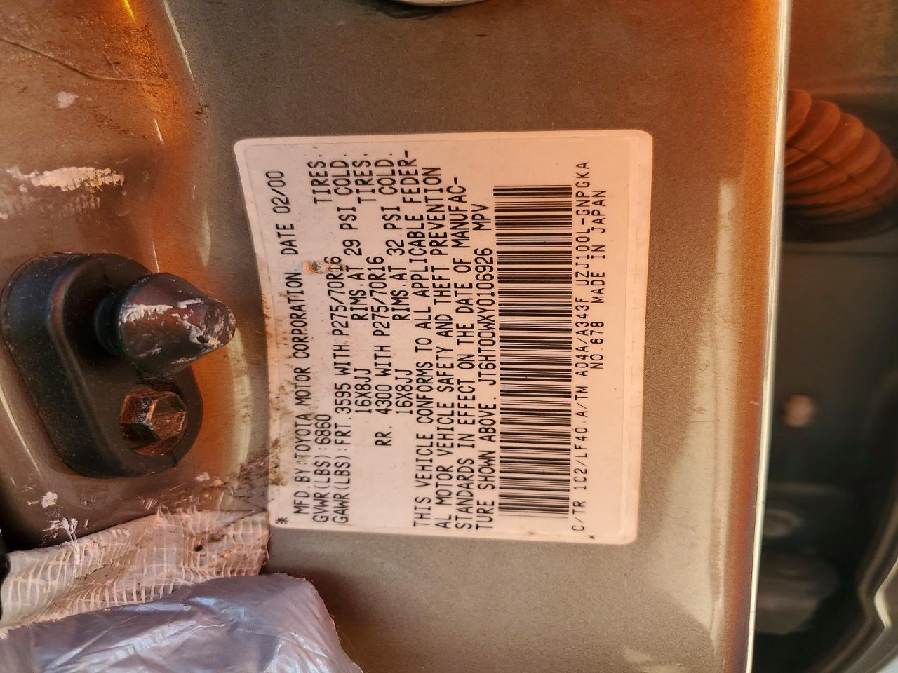 2000 LEXUS LX470