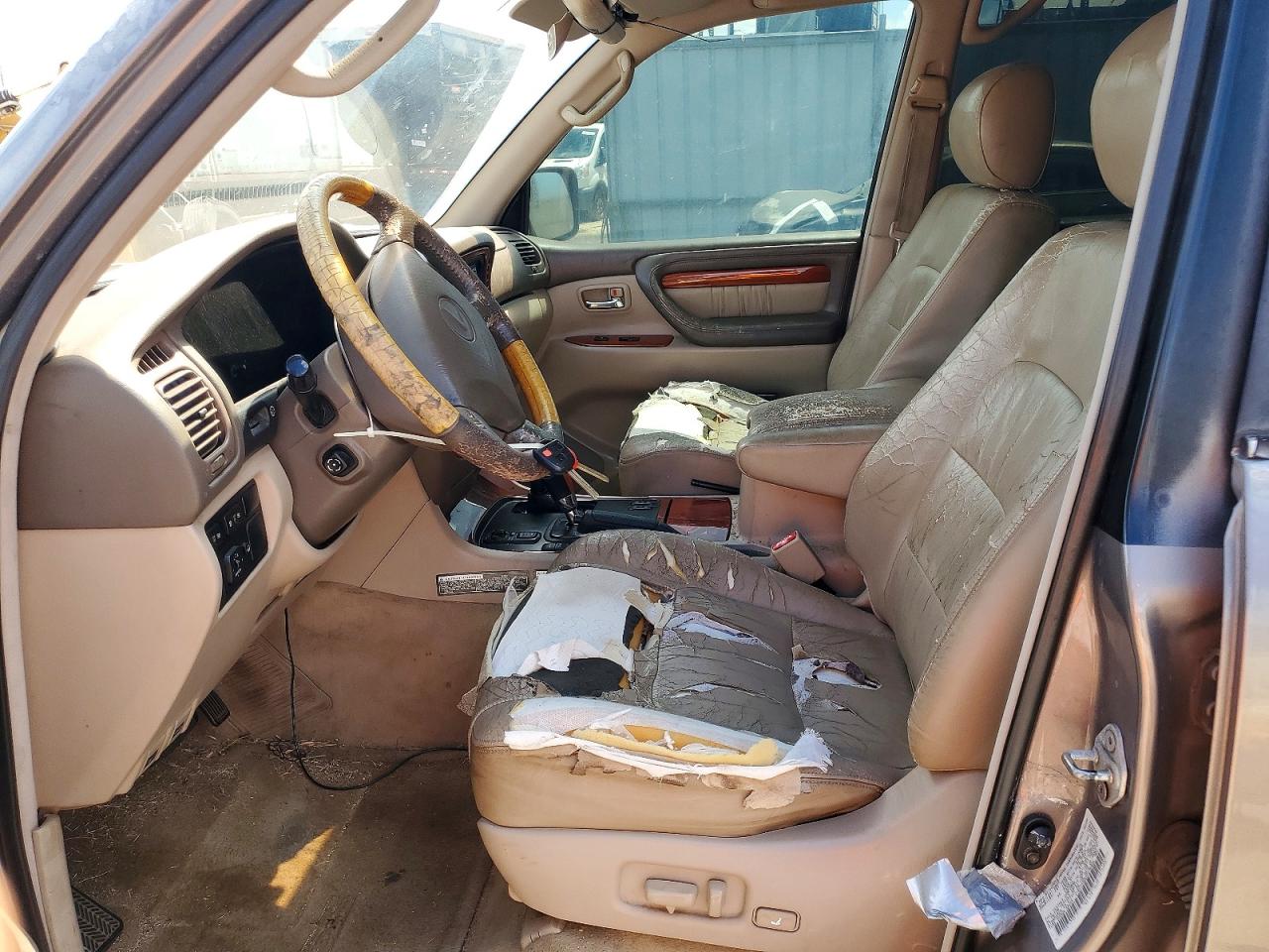2000 LEXUS LX470