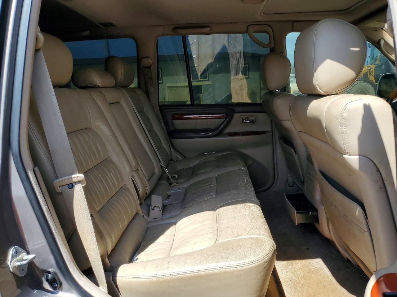 2000 LEXUS LX470