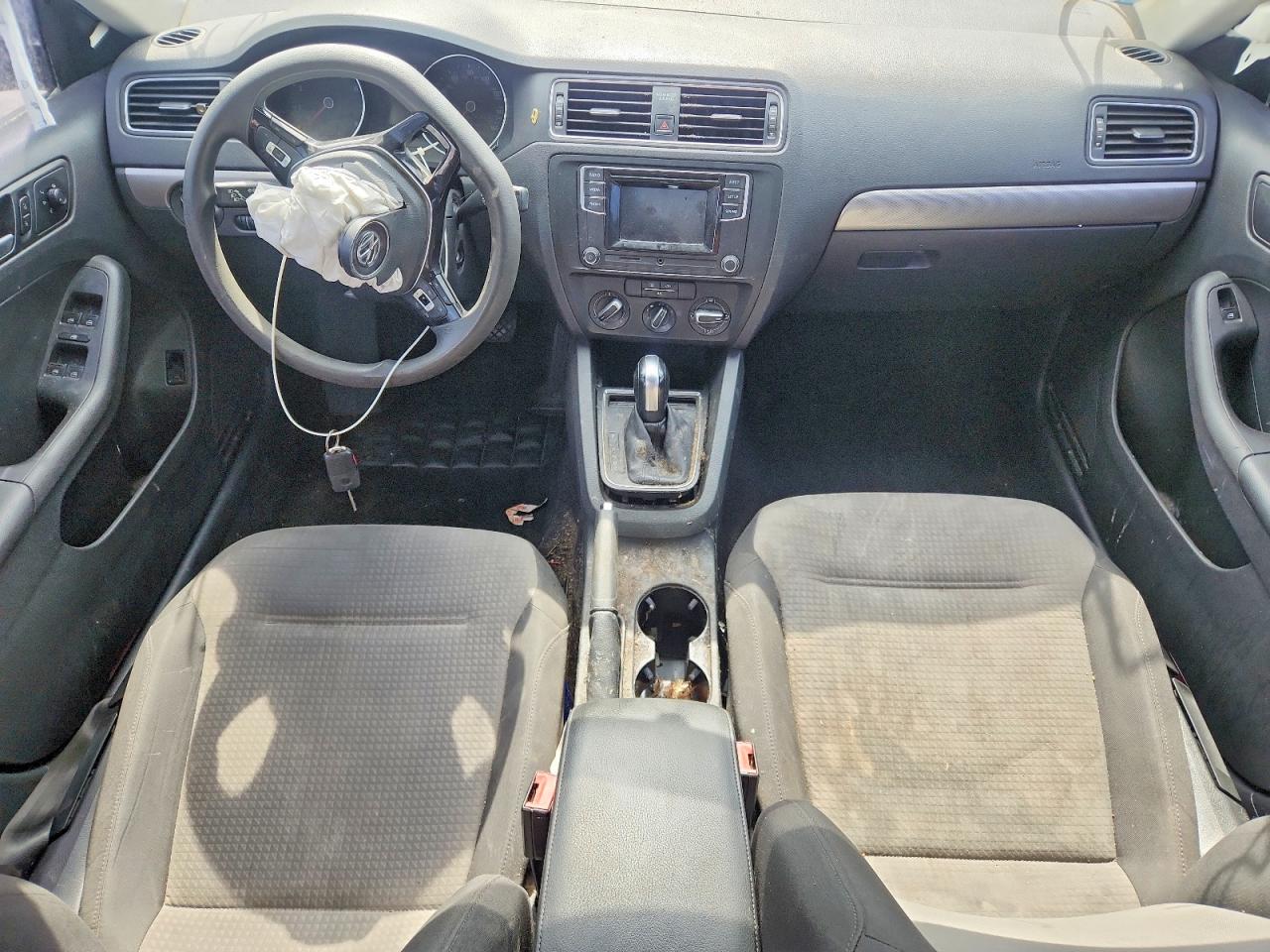2018 VOLKSWAGEN JETTA