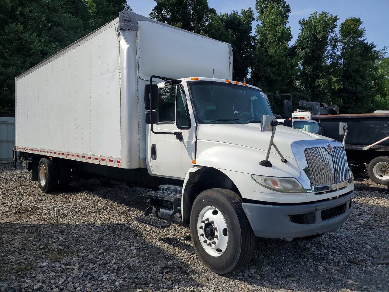 2017 INTERNATIONAL 4000 SERIE