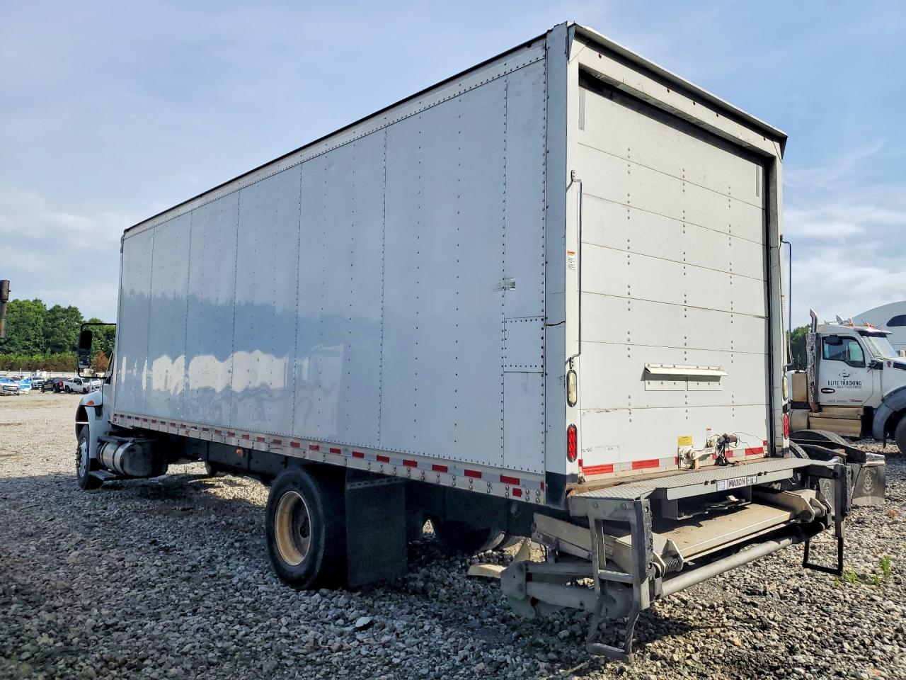 2017 INTERNATIONAL 4000 SERIE