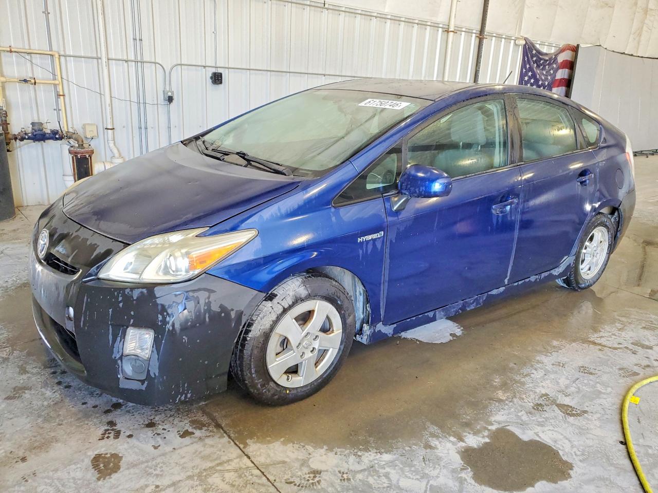 2011 TOYOTA PRIUS