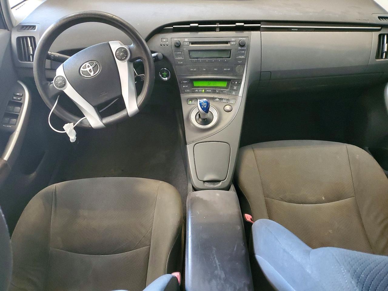 2011 TOYOTA PRIUS