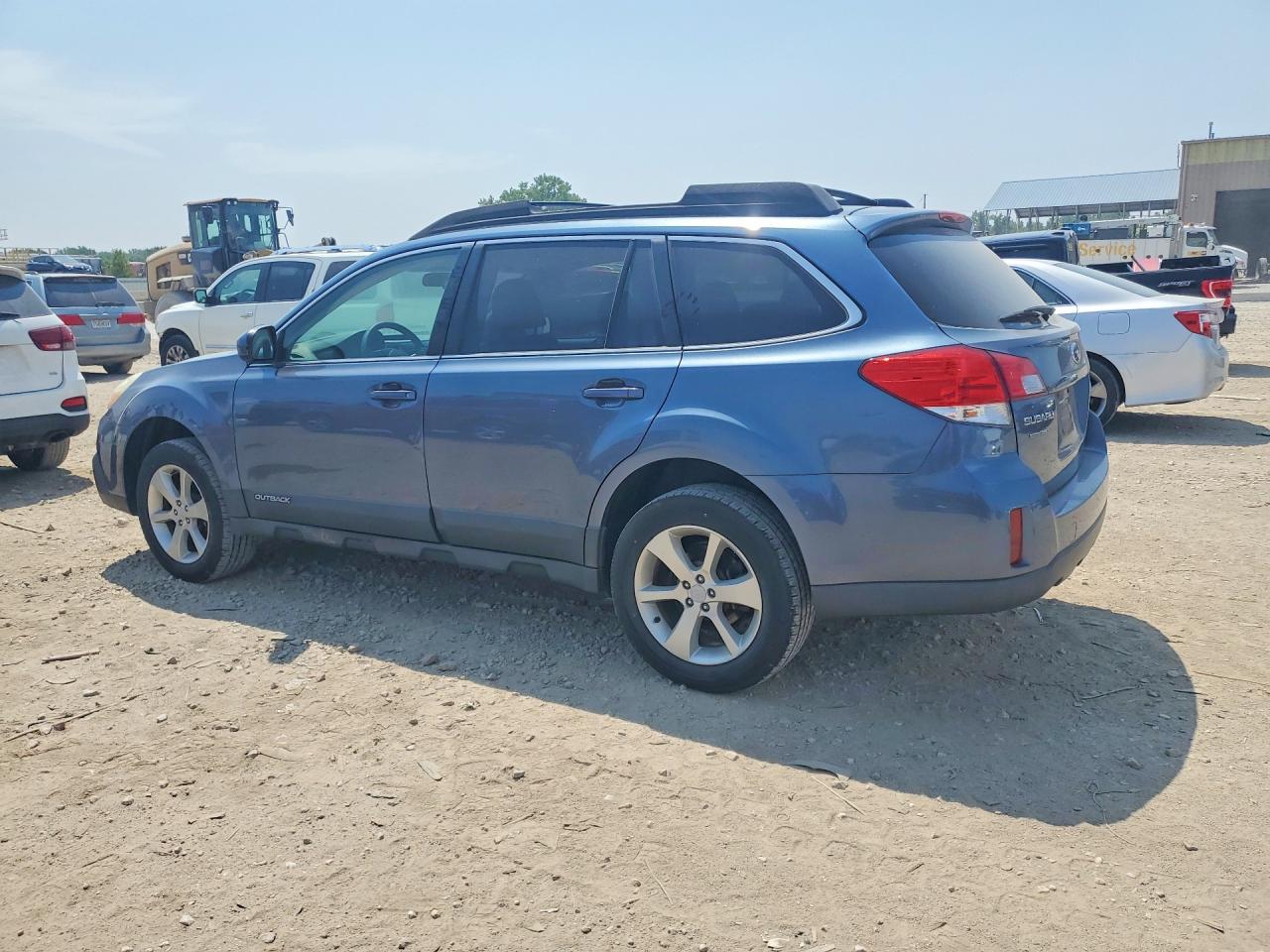 2013 SUBARU OUTBACK