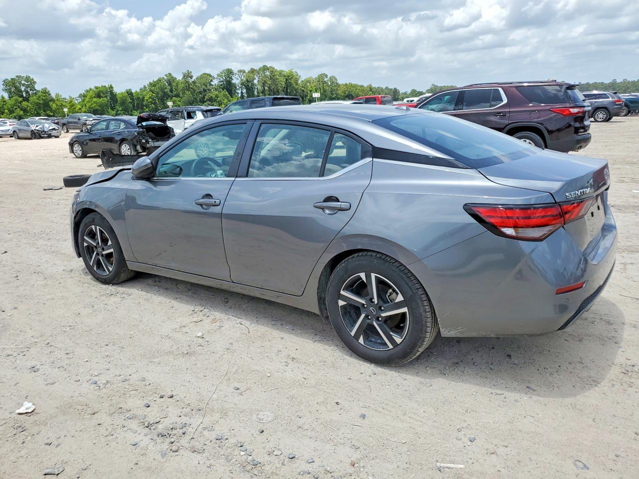 2024 NISSAN SENTRA