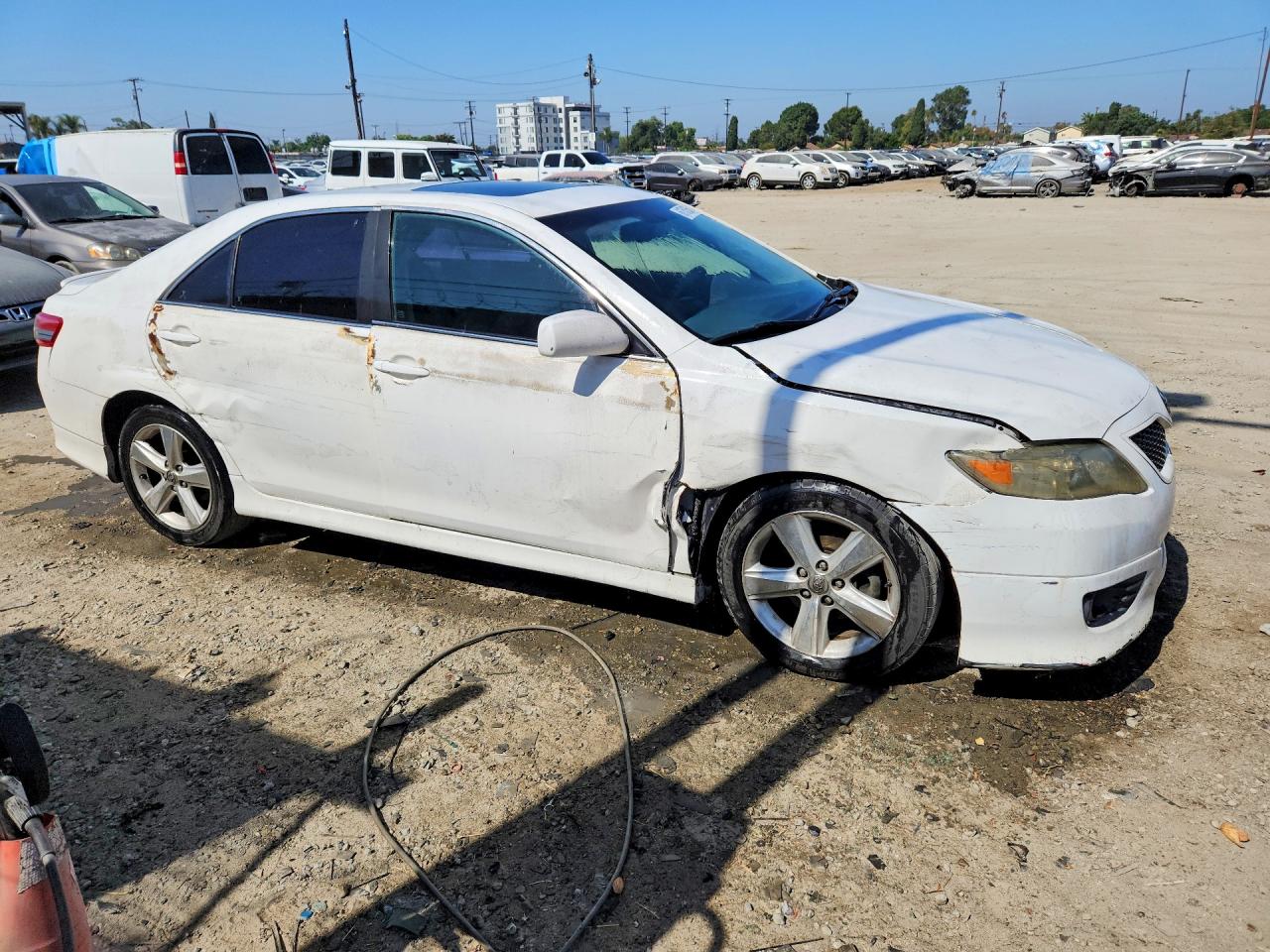 2011 TOYOTA CAMRY