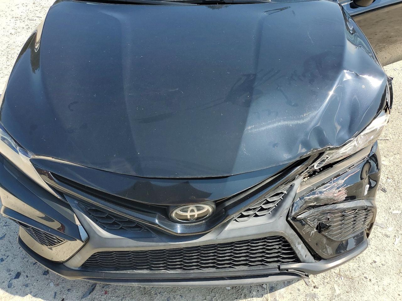 2021 TOYOTA CAMRY