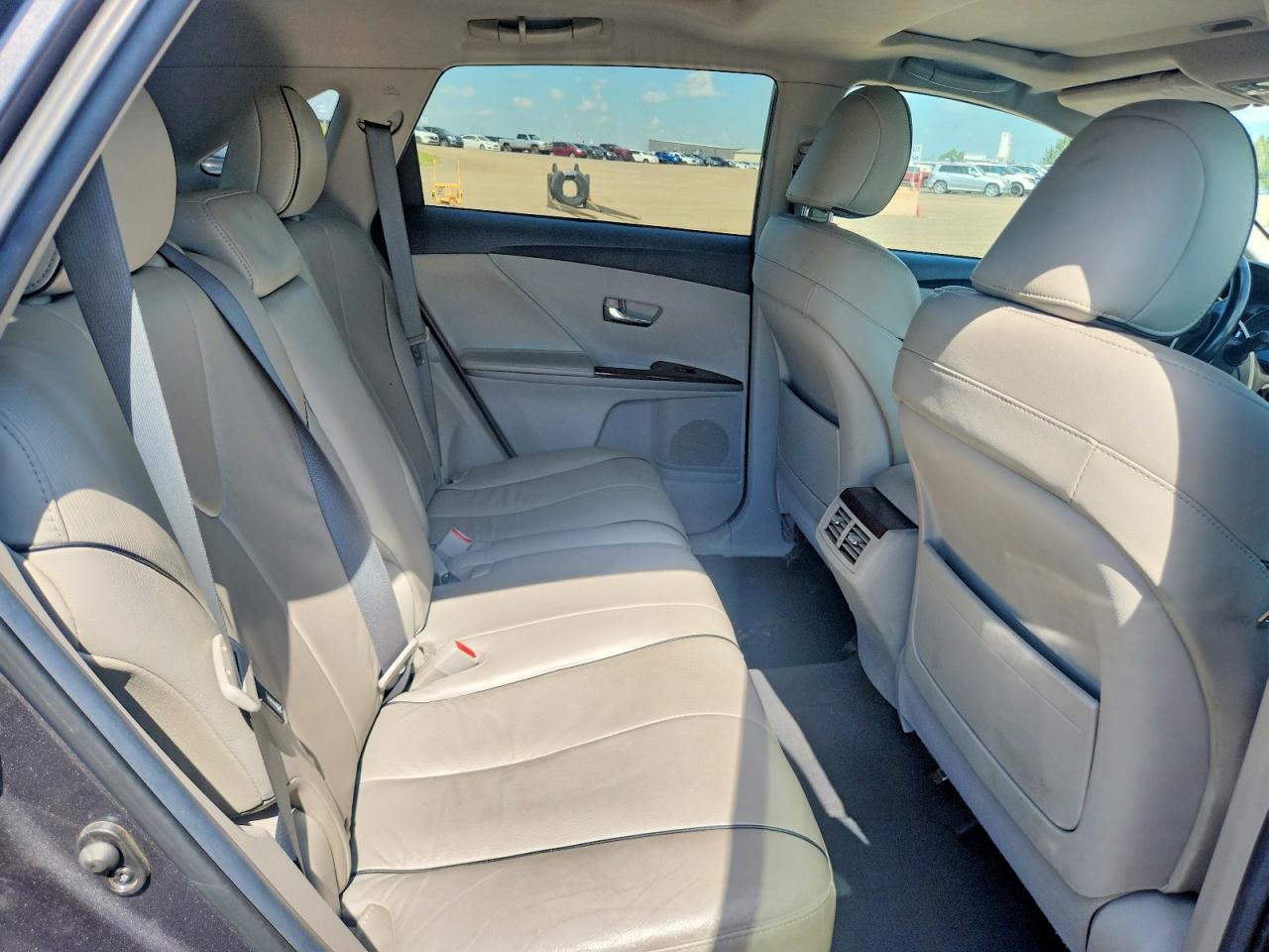 2011 TOYOTA VENZA