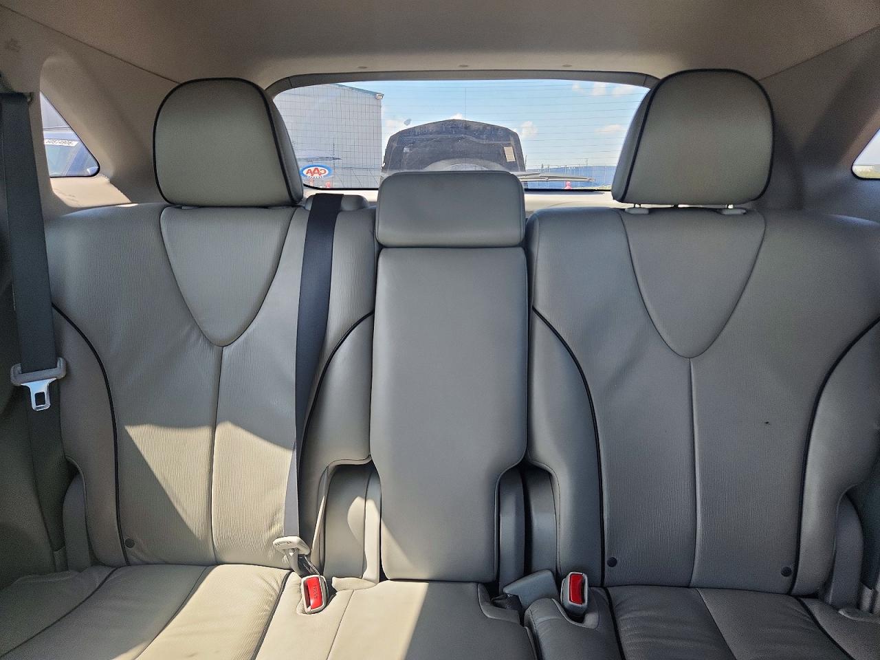 2011 TOYOTA VENZA