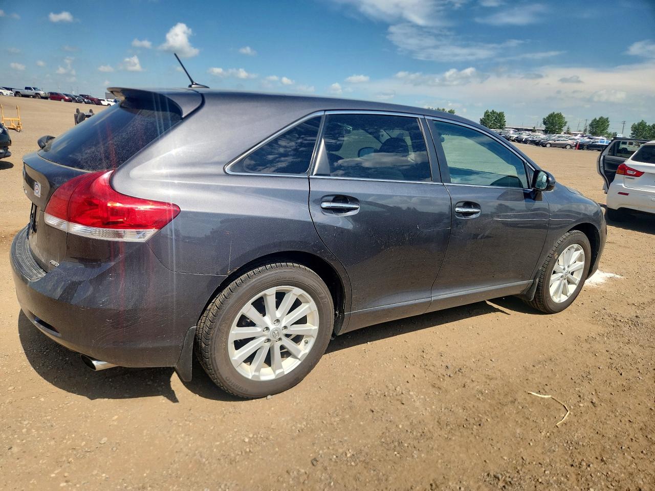 2011 TOYOTA VENZA