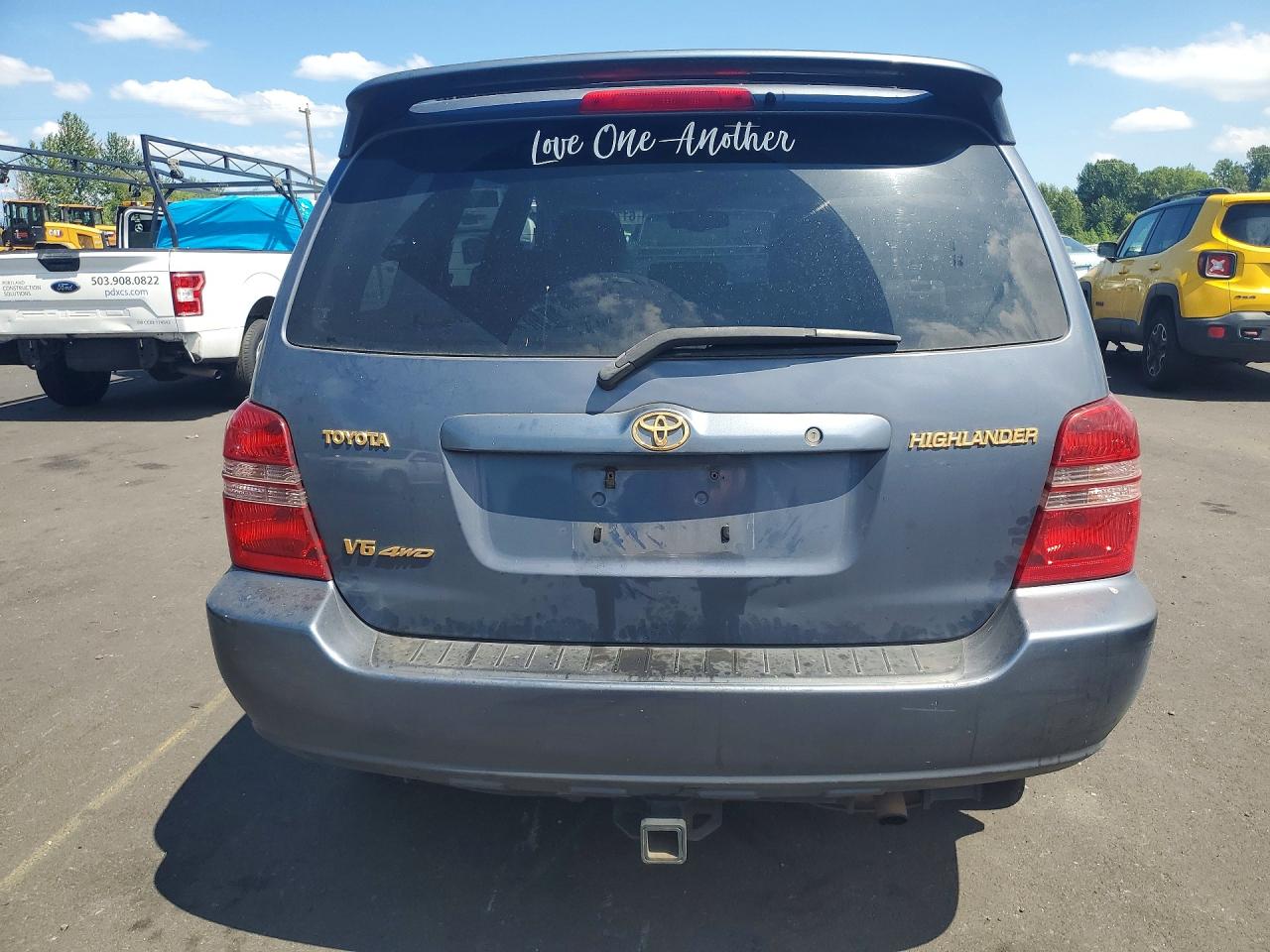 2002 TOYOTA HIGHLANDER