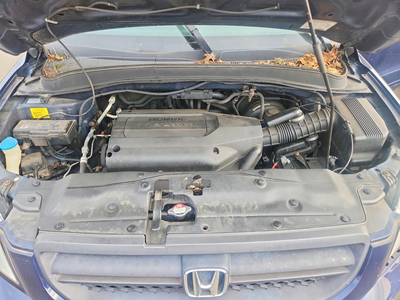 2004 HONDA PILOT