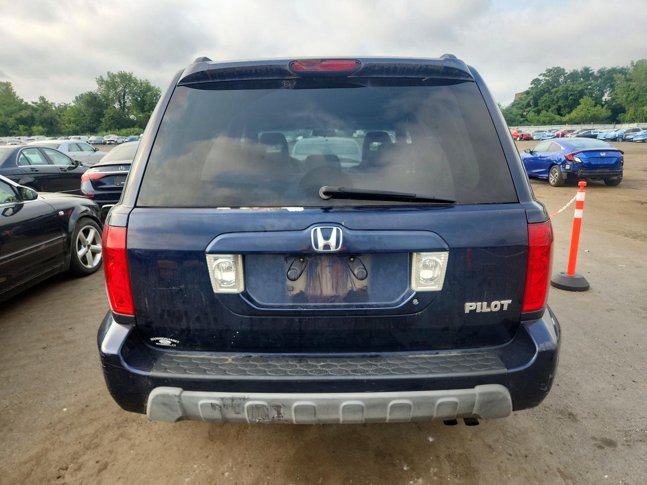 2004 HONDA PILOT