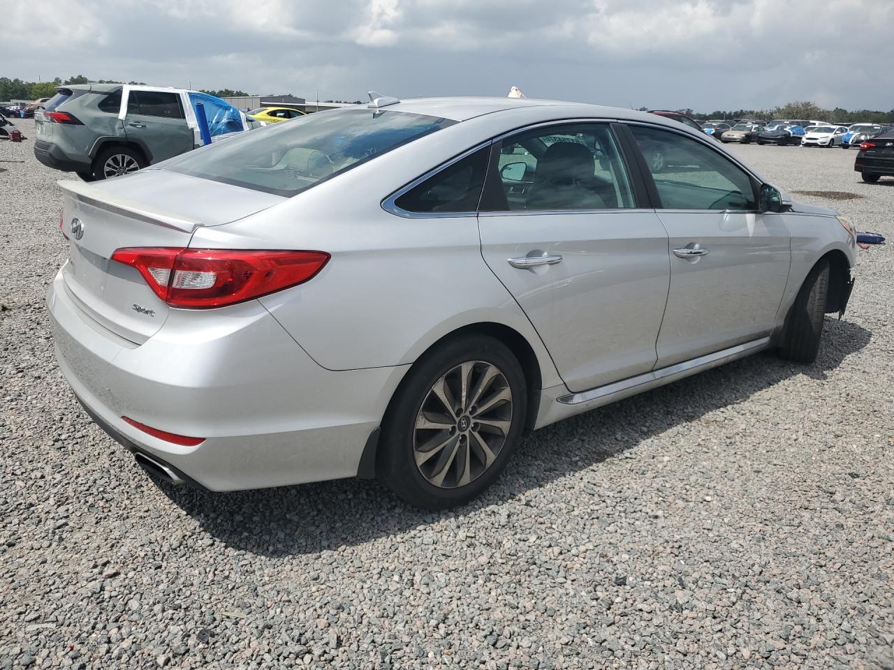 2015 HYUNDAI SONATA