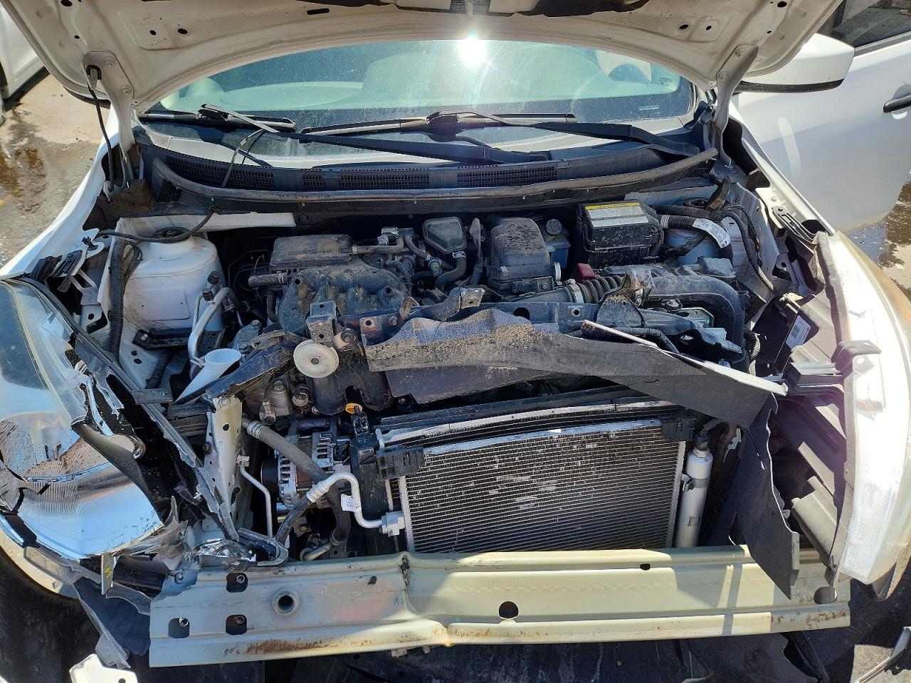 2016 NISSAN VERSA