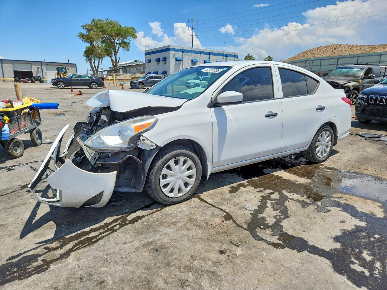 2016 NISSAN VERSA
