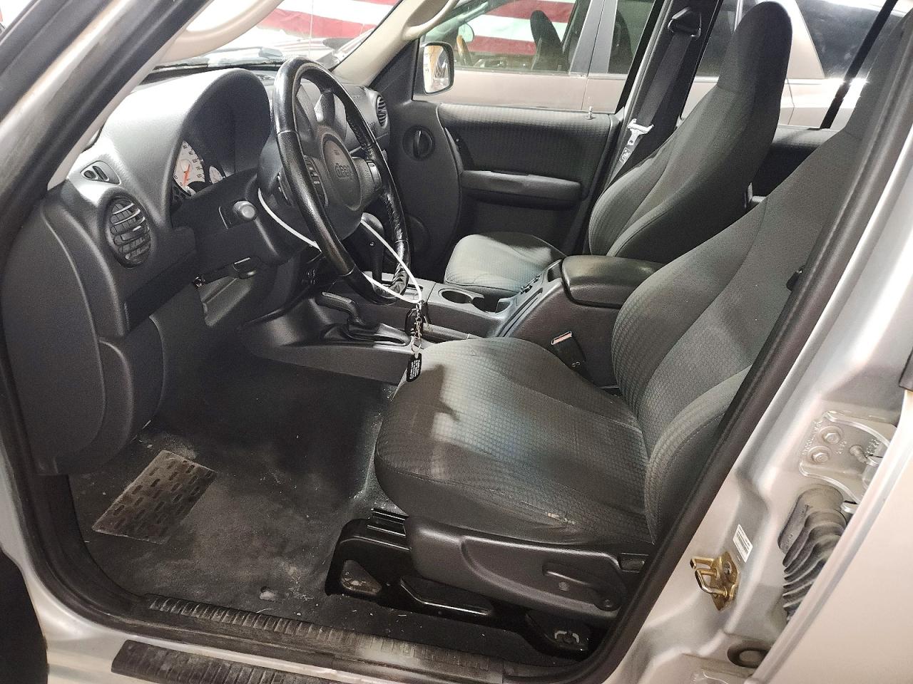 2002 JEEP LIBERTY