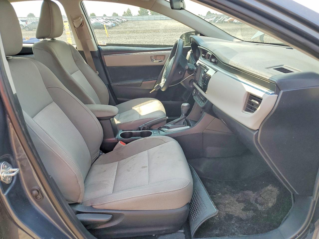 2015 TOYOTA COROLLA