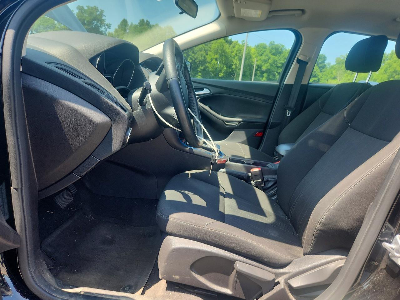 2017 FORD FOCUS