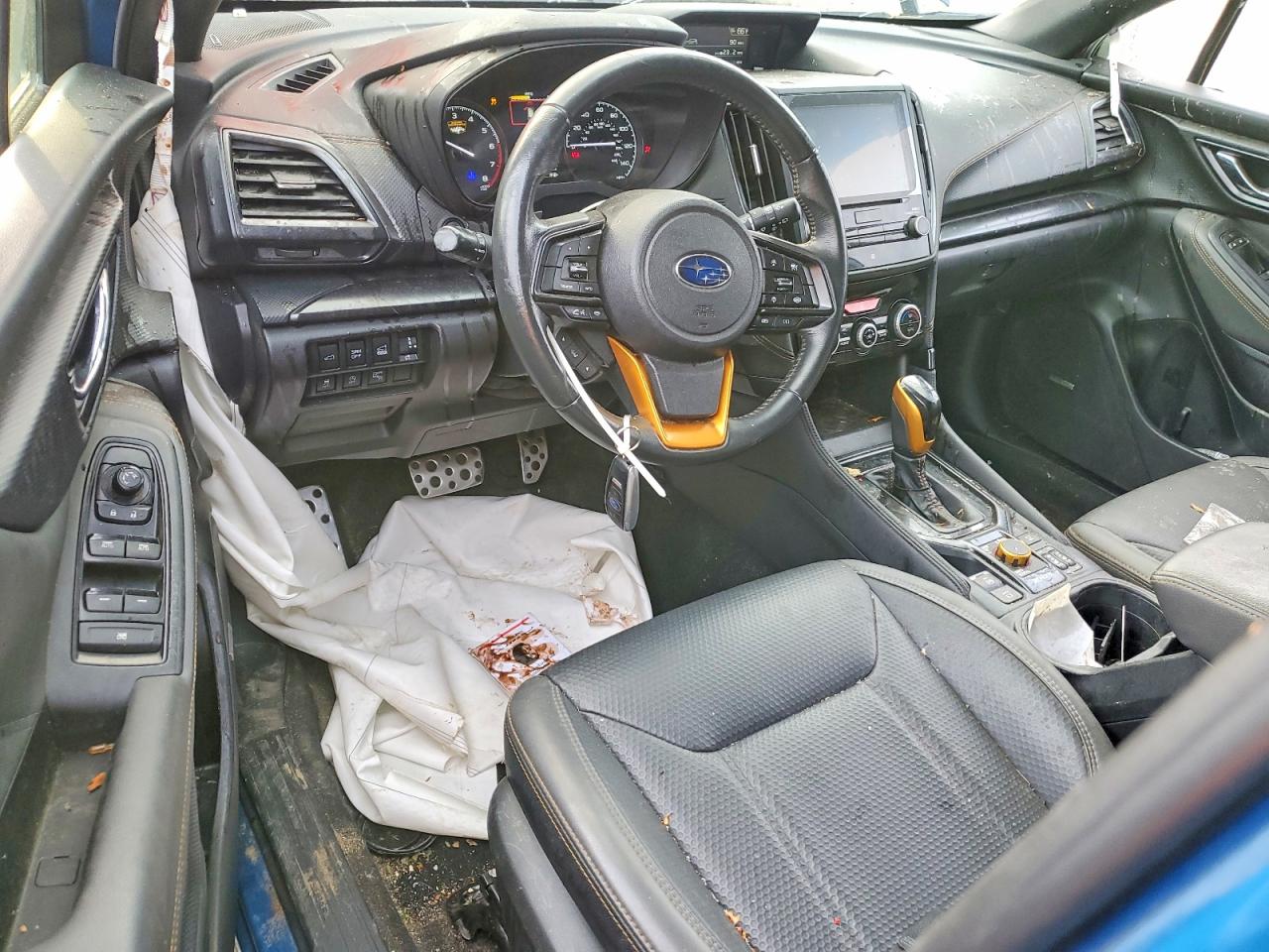 2022 SUBARU FORESTER