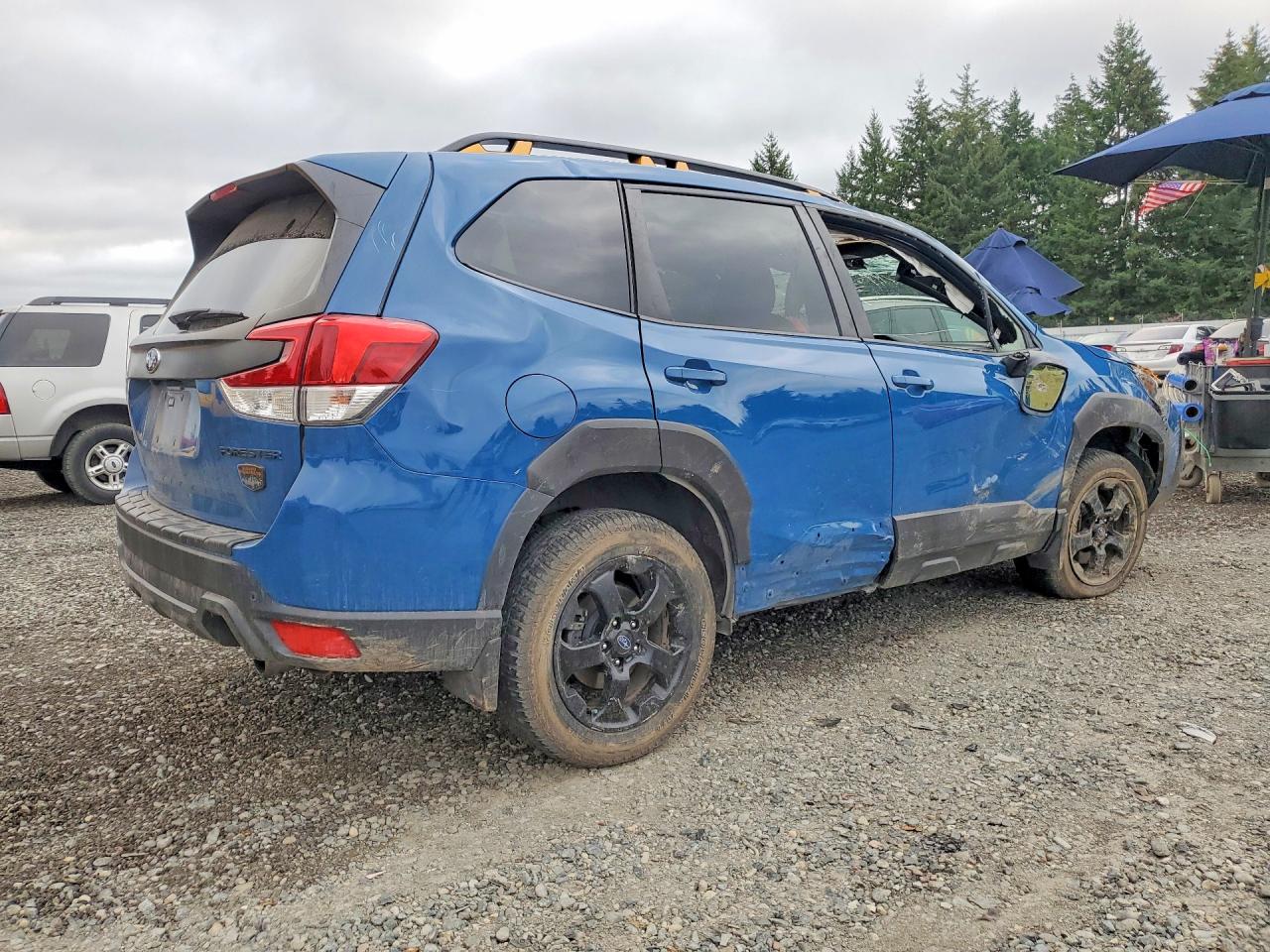 2022 SUBARU FORESTER