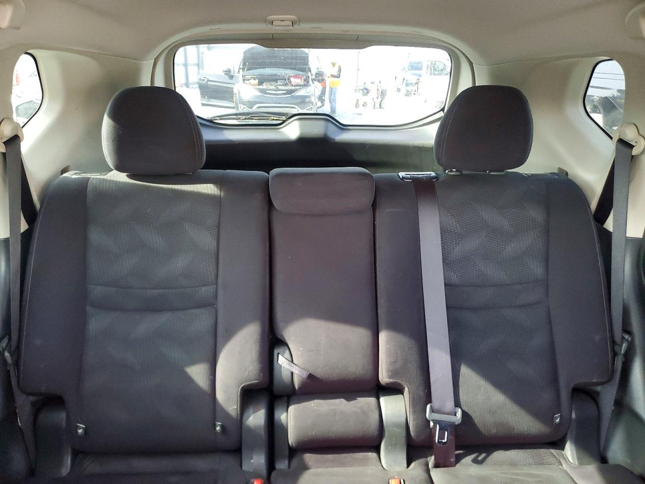 2016 NISSAN ROGUE