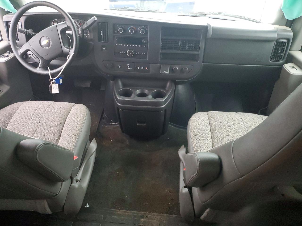 2016 CHEVROLET EXPRESS