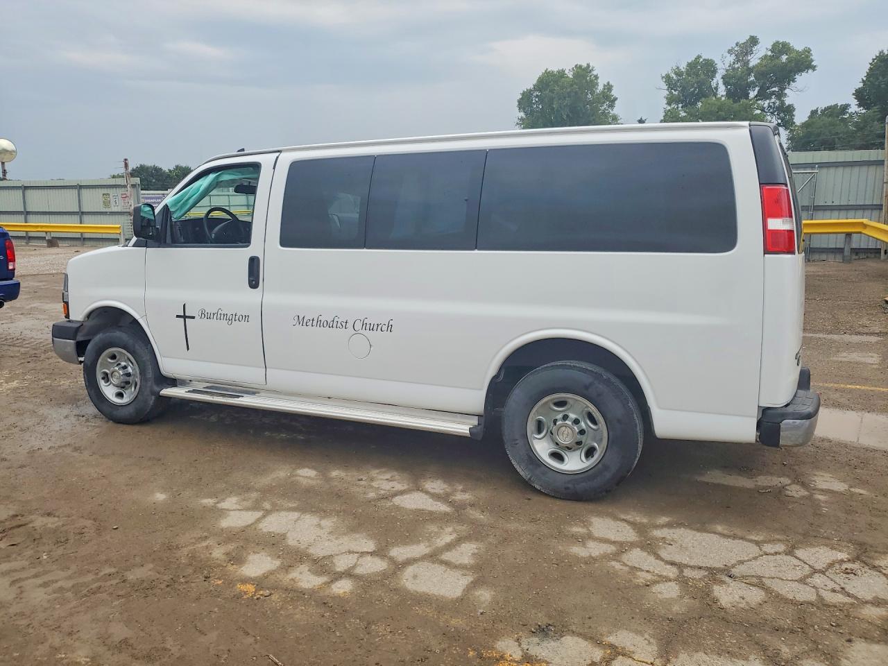2016 CHEVROLET EXPRESS