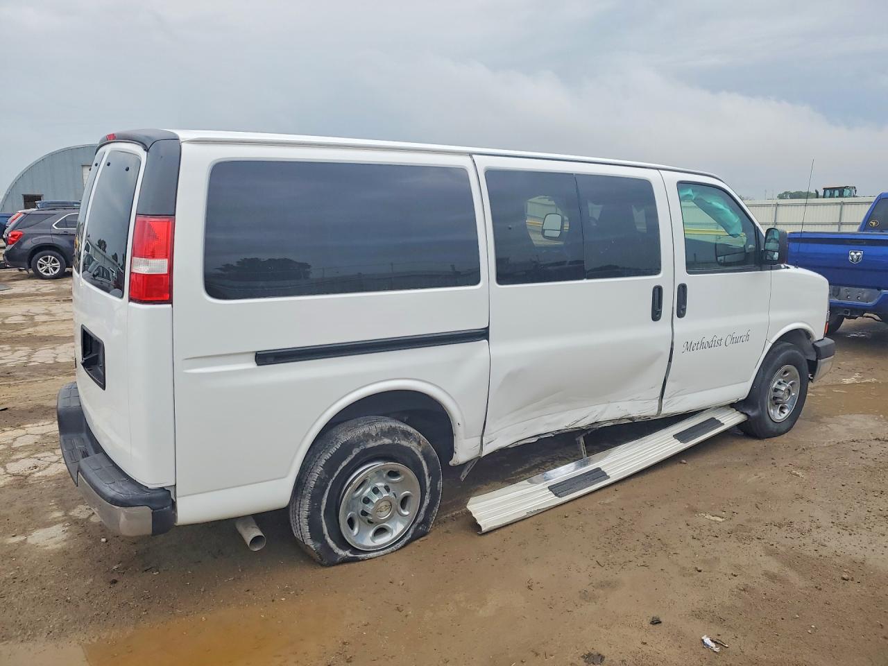 2016 CHEVROLET EXPRESS