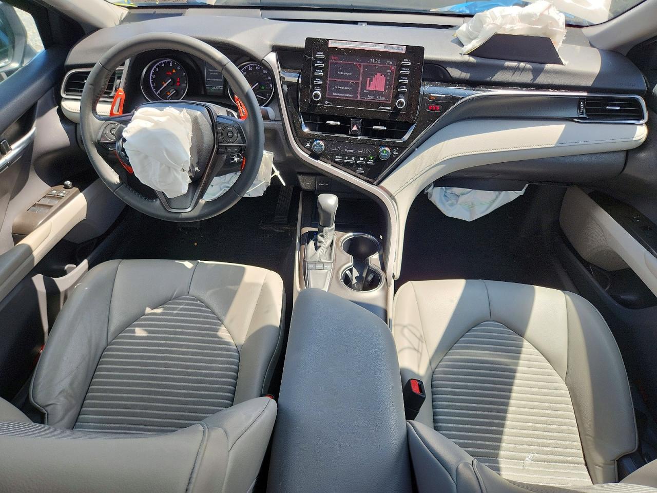 2024 TOYOTA CAMRY