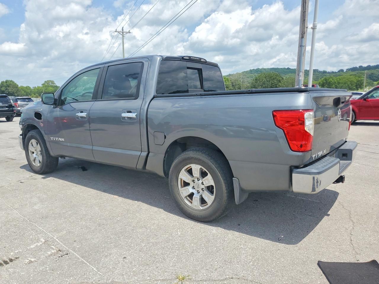2017 NISSAN TITAN